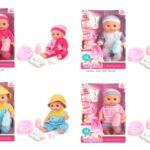 בובה תינוק עם סיר