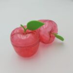 תפוח פלסטיק אדום למילוי