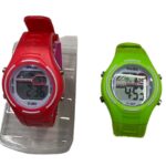 שעון דיגיטלי צבעוני בקופסא